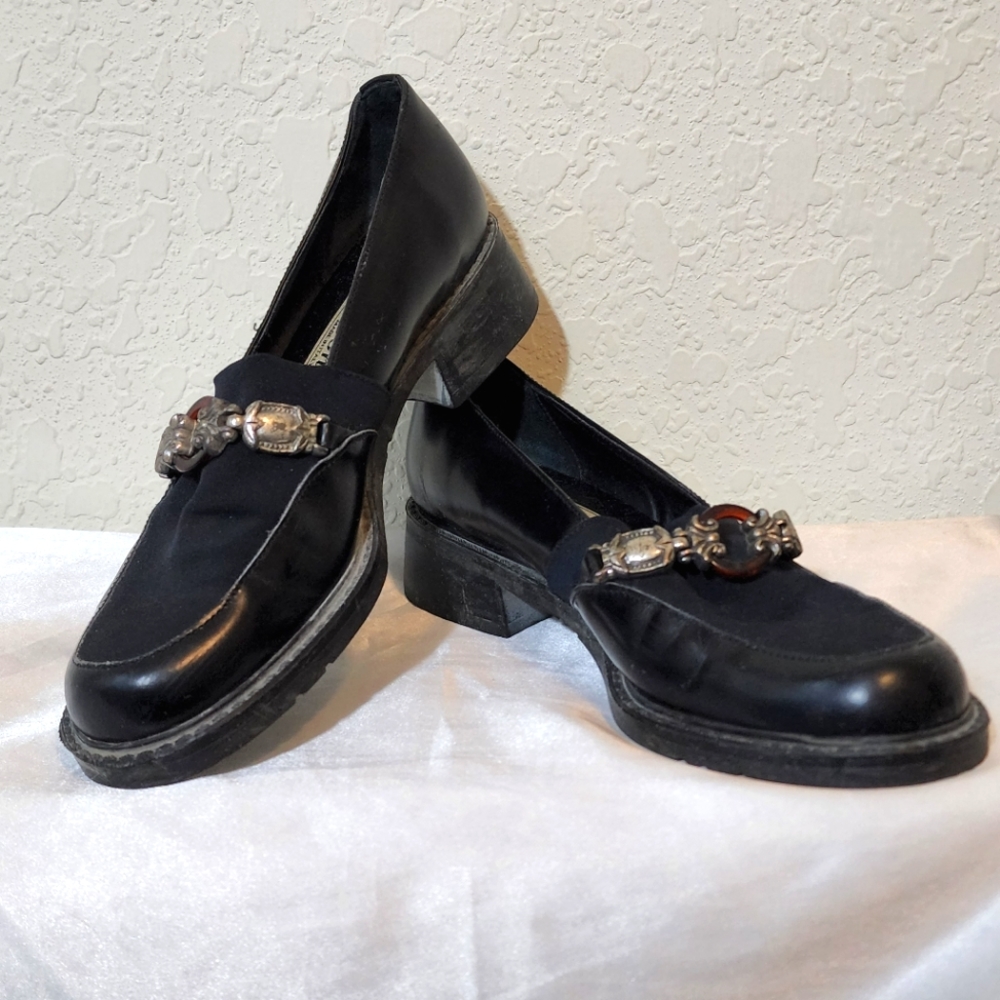 Vintage Brighton Black Leather Loafers Classic Silver Buckle Accents